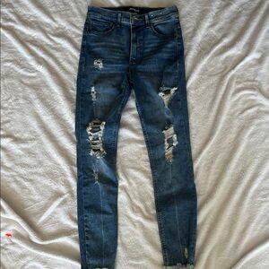 Express Distressed ankle Blue Jeans size 4